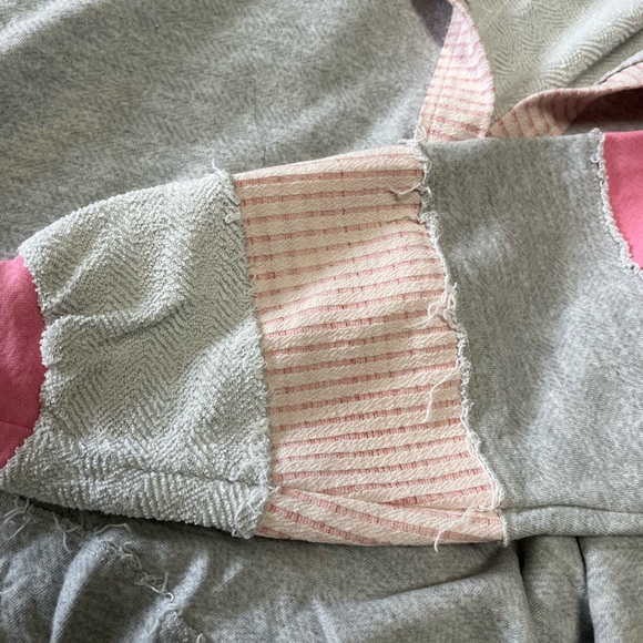 Bucket List Henley Pullover - Picture 5 of 7